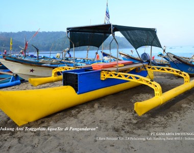 Jukung Aquatec jadi ikon wisata bahari di Pantai Bangsring Banyuwangi